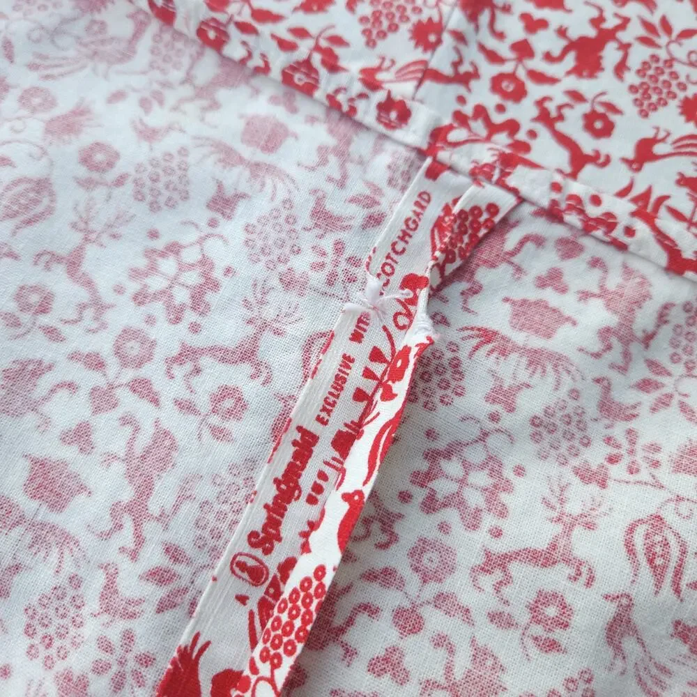 Vtg Round Tablecloth Red Cotton Handmade AOP Folk Art‎ Stag Cottage 4th July 80